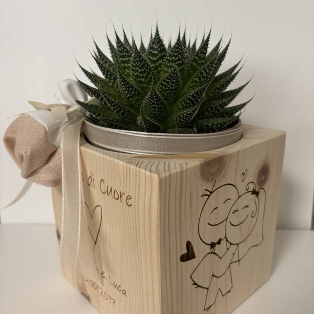 Vaso grande in legno massello